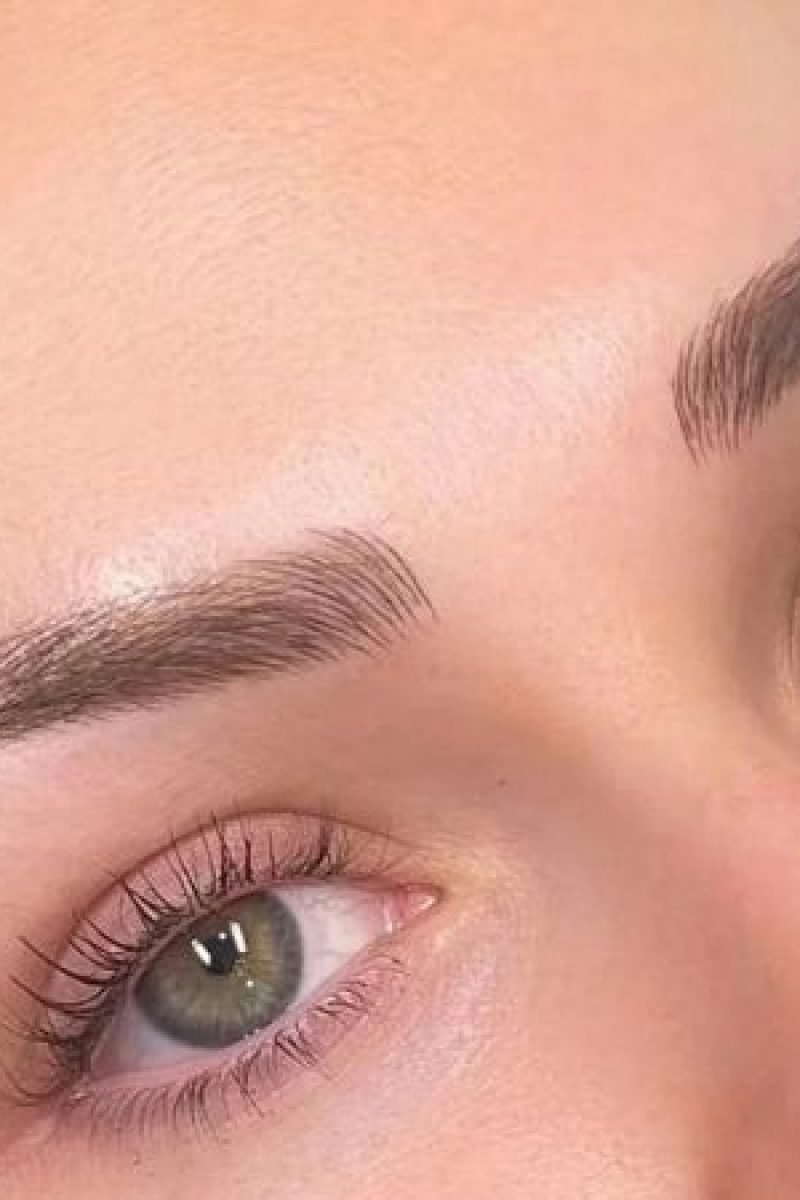 eyebrow-microblading-semi-permanent-makeup-london.jpg